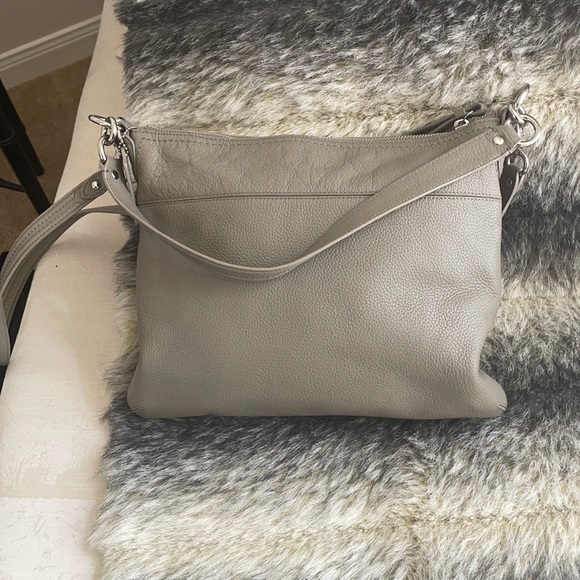 COACH Crossbody Bag - Picture 2 of 8